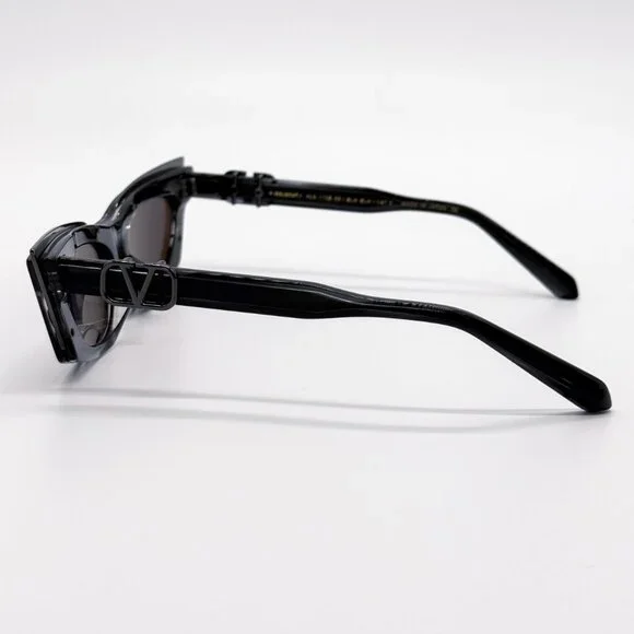 NEW VALENTINO V-GOLDCUT VLS-113B BLACK WOMEN CAT EYE  display picture 1